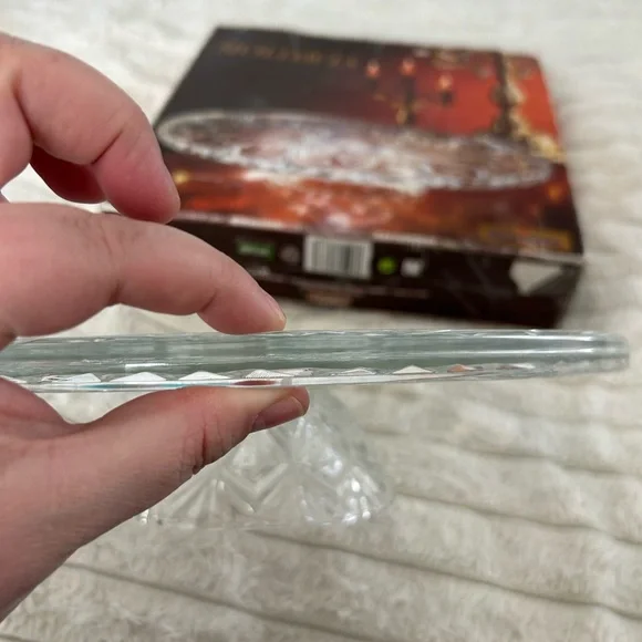 Moldavia Crystal Cake Stand - Picture 5 of 7